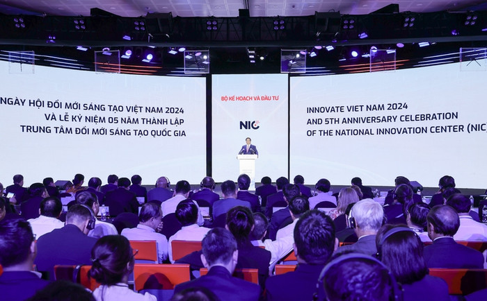 Thủ tướng nêu rõ, Đảng, Nhà nước Việt Nam luôn đặc biệt quan tâm đến khoa học công nghệ và đổi mới sáng tạo, coi đây là một trong những quốc sách hàng đầu cho phát triển nhanh và bền vững, phục vụ sự nghiệp công nghiệp hóa, hiện đại hóa đất nước. Ảnh: VGP/Nhật Bắc Thủ tướng nêu rõ, Đảng, Nhà nước Việt Nam luôn đặc biệt quan tâm đến khoa học công nghệ và đổi mới sáng tạo, coi đây là một trong những quốc sách hàng đầu cho phát triển nhanh và bền vững, phục vụ sự nghiệp công nghiệp hóa, hiện đại hóa đất nước. Ảnh: VGP/Nhật Bắc