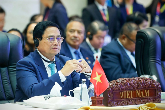 Thủ tướng Phạm Minh Chính đề nghị ASEAN và Ấn Độ tiếp tục vun đắp nền tảng chung về văn hóa, xã hội, con người, phát triển quan hệ hai bên ngày càng vững mạnh, toàn diện. Ảnh: VGP/Nhật Bắc Thủ tướng Phạm Minh Chính đề nghị ASEAN và Ấn Độ tiếp tục vun đắp nền tảng chung về văn hóa, xã hội, con người, phát triển quan hệ hai bên ngày càng vững mạnh, toàn diện. Ảnh: VGP/Nhật Bắc