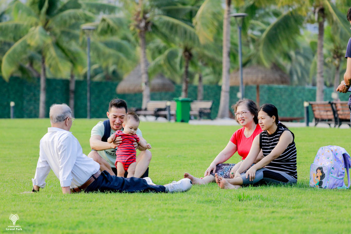 Vinhomes Grand Park đã trở thành nơi an cư lý tưởng của các gia đình đa thế hệ. A3 (28).jpg