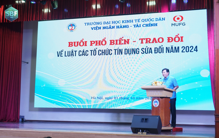 Phó Giáo sư, Tiến sĩ Hoàng Xuân Quế - Viện trưởng Viện Ngân hàng - Tài chính phát biểu tại buổi trao đổi. 2.png