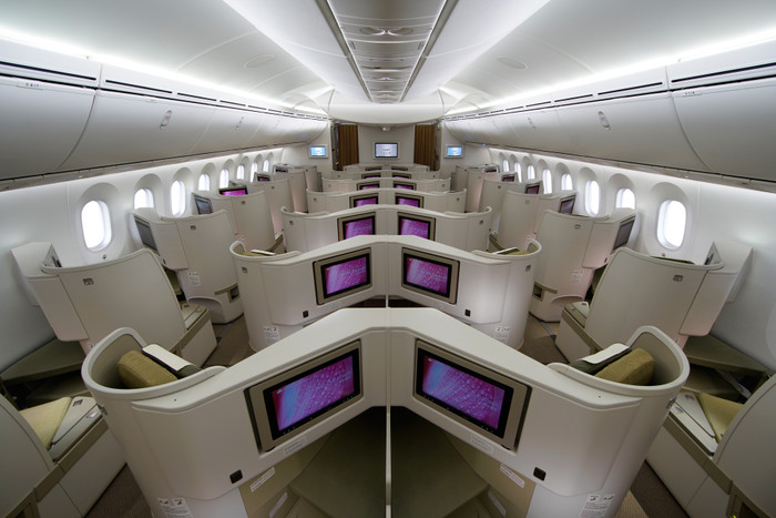 Khoang thương gia máy bay thân rộng của Vietnam Airlines. v2.jpg