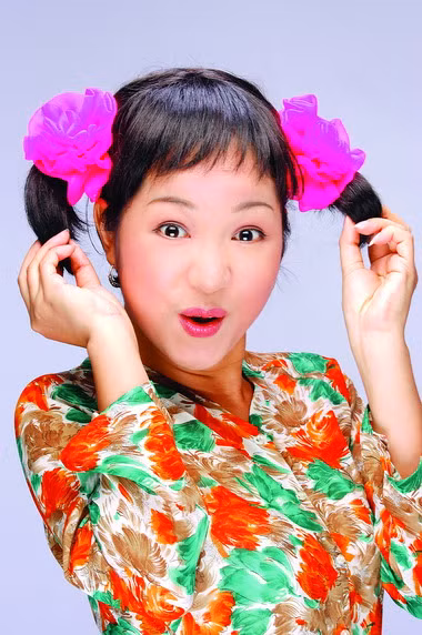 Thúy Nga là danh hài được nhiều người yêu mên.