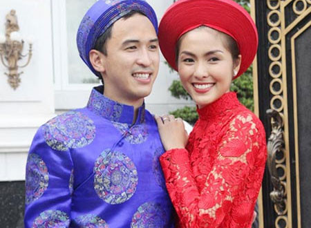 Họ chọn trang phục rất hoàn hảo trong đám cưới của mình