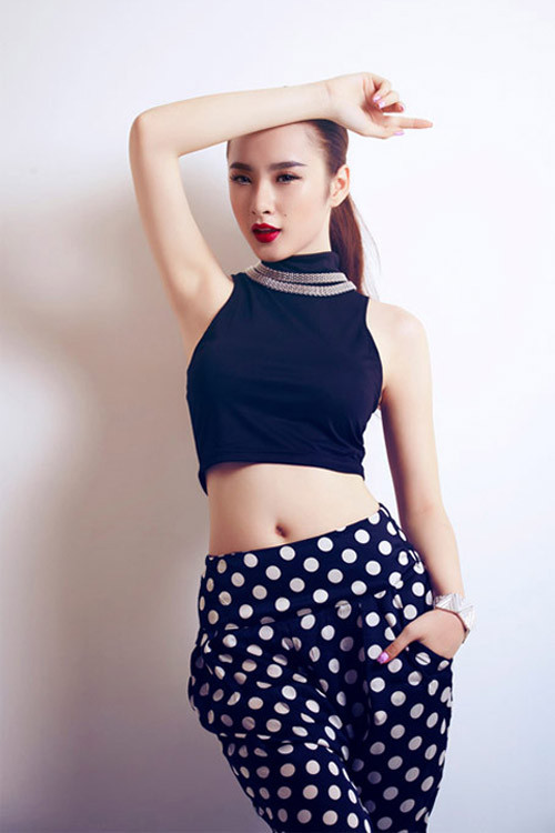 Thanh Hằng và Angela Phương Trinh