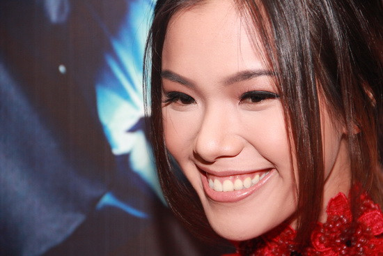 Riêng nữ ca sĩ thú nhận, cô vừa ép mình giảm được 3 kg so với cách đây 1 tháng.