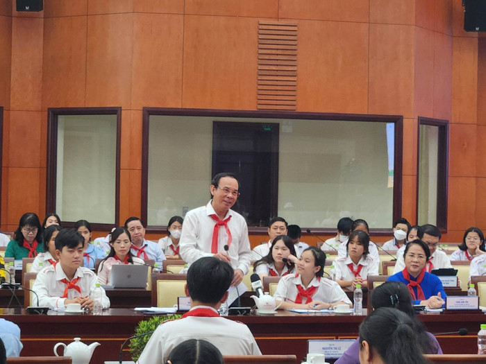 Bí thư Thành ủy Thành phố Hồ Chí Minh Nguyễn Văn Nên phát biểu tại buổi gặp gỡ (ảnh: P.L) Bí thư Thành ủy Thành phố Hồ Chí Minh Nguyễn Văn Nên phát biểu tại buổi gặp gỡ (ảnh: P.L)