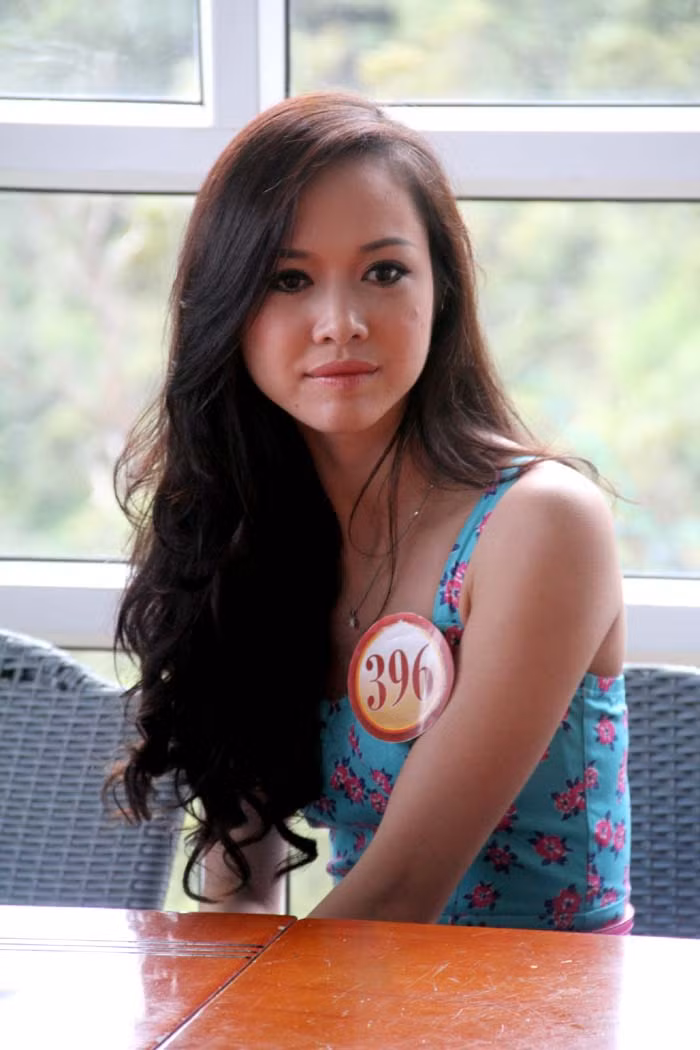 Khuôn mặt Ngọc Anh sở hữu nhiều nét tương đồng với Á hậu Việt Nam Ngọc Oanh.