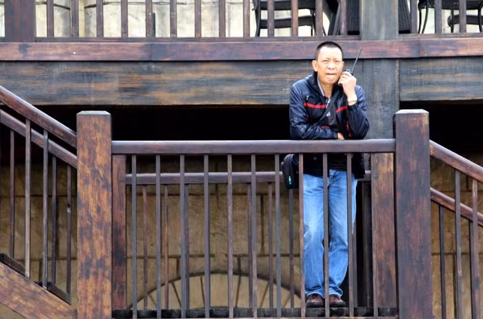 Sự lặng lẽ của người đạo diễn.