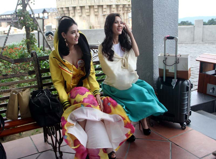 Lần đầu được đặt chân đến Bà Nà, nhiều thí sinh ngạc nhiên với cái lạnh nơi đây.