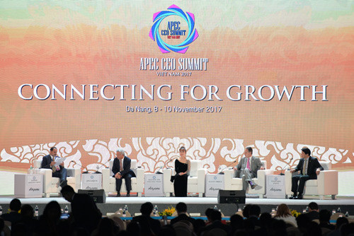 Hội nghị thượng đỉnh Doanh nghiệp APEC (APEC CEO Summit) diễn ra tại Đà Nẵng với sự có mặt của những diễn giả hàng đầu khu vực và có tầm ảnh hưởng quan trọng đến thế giới. Hội nghị thượng đỉnh Doanh nghiệp APEC (APEC CEO Summit) diễn ra tại Đà Nẵng với sự có mặt của những diễn giả hàng đầu khu vực và có tầm ảnh hưởng quan trọng đến thế giới.