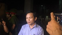 Ông Mai Văn Trinh trả lời báo chí đêm ngày 21/7. Ảnh: Vũ Phương Ông Mai Văn Trinh trả lời báo chí đêm ngày 21/7. Ảnh: Vũ Phương