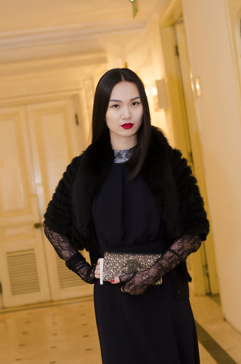 Cô rất thần tượng nghệ sỹ Đặng Thái Sơn. Cô rất thần tượng nghệ sỹ Đặng Thái Sơn.