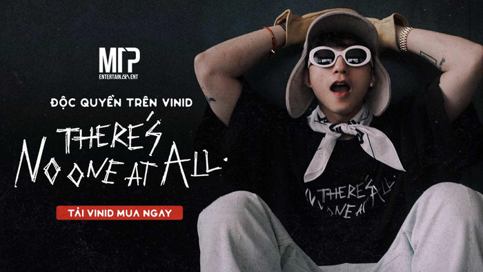 Áo NOAA mang dấu ấn cá nhân của Sơn Tùng M-TP hot trở lại khi nghệ sĩ ra mắt MV mới. Áo NOAA mang dấu ấn cá nhân của Sơn Tùng M-TP hot trở lại khi nghệ sĩ ra mắt MV mới.