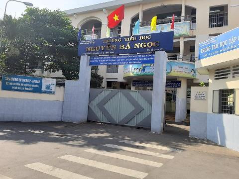 Trường tiểu học Nguyễn Bá Ngọc, phường 6 - quận Bình Thạnh, Thành phố Hồ Chí Minh (ảnh: P.L) Trường tiểu học Nguyễn Bá Ngọc, phường 6 - quận Bình Thạnh, Thành phố Hồ Chí Minh (ảnh: P.L)