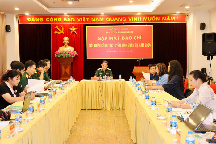 Quang cảnh buổi gặp mặt báo chí giới thiệu công tác tuyển sinh Quân sự năm 2024. GDVN_QD-16.jpg