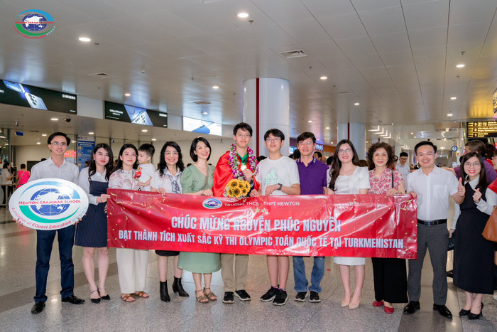 Thành tích của Phúc Nguyên góp phần nối dài chuỗi thành tích xuất sắc của hệ thống trường Newton trên đấu trường quốc tế. 493559636_1291677052519275_4400192742143772012_n.jpg