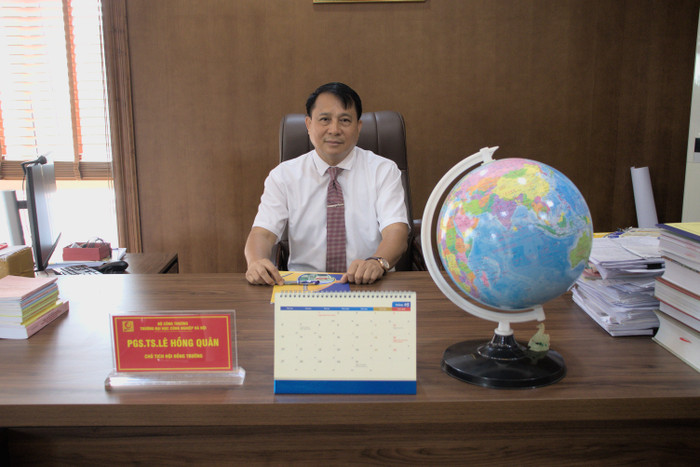 Phó Giáo sư, Tiến sĩ Lê Hồng Quân - Bí thư Đảng ủy, Chủ tịch Hội đồng trường, Trường Đại học Công nghiệp Hà Nội. (Ảnh: Nhật Lệ) GDVN_khối trường tự chủ hoàn toàn.jpg