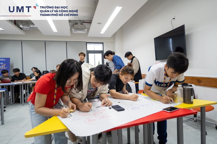 Sinh viên Trường Đại học UMT trong một hoạt động workshop tại trường. (Ảnh: Website nhà trường) Sinh viên Trường Đại học UMT trong một hoạt động workshop tại trường. (Ảnh: Website nhà trường)