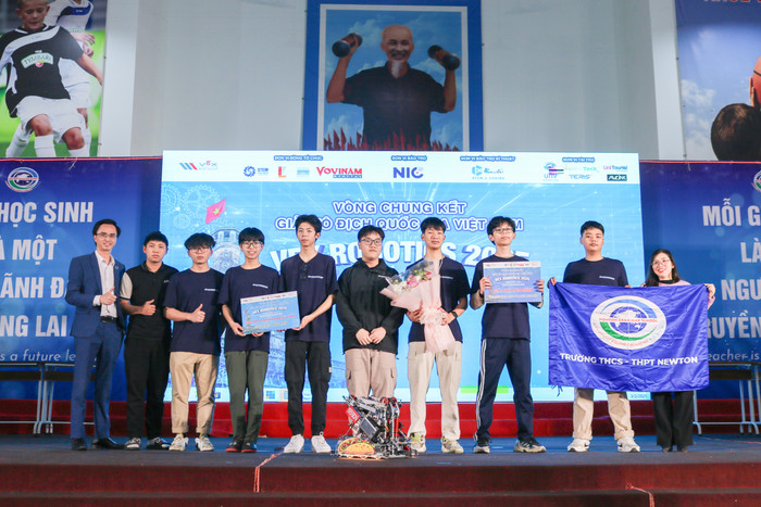 Đội Turbotaco 19590N của Newton đạt thành tích cao tại giải Vô địch Quốc gia Việt Nam VEX V5 Robotics 2025. IMG_0586.JPG