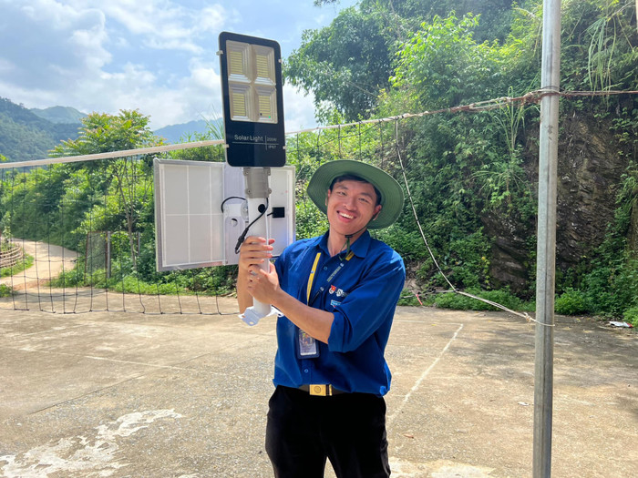 Sinh viên phải có trách nhiệm với cộng đồng: “Giáo dục từ tâm, nâng tầm trí tuệ” ảnh 4 Ảnh 2 (2).jpg