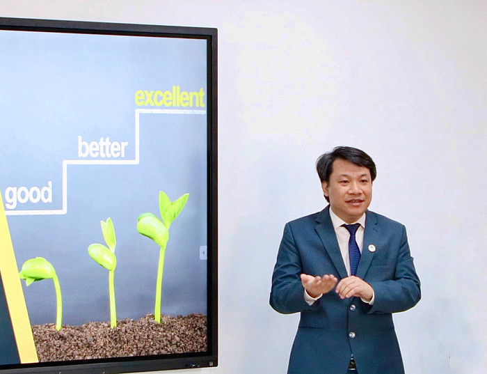 Tiến sĩ Nghiêm Xuân Huy - Viện trưởng Viện Đảm bảo chất lượng giáo dục, Đại học Quốc gia Hà Nội. (Ảnh: website VNU) Tiến sĩ Nghiêm Xuân Huy - Viện trưởng Viện Đảm bảo chất lượng giáo dục, Đại học Quốc gia Hà Nội. (Ảnh: website VNU)