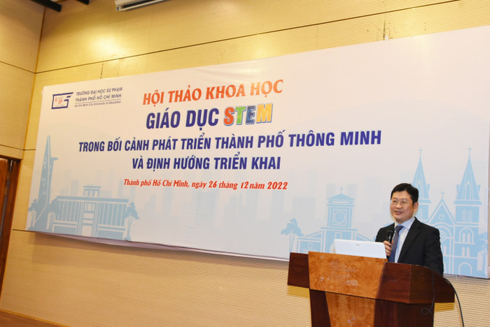 Tiến sĩ Cao Anh Tuấn, Phó Hiệu trưởng Trường Đại học Sư phạm Thành phố Hồ Chí Minh, phụ trách Viện nghiên cứu giáo dục trực thuộc trường (Ảnh: website nhà trường) Tiến sĩ Cao Anh Tuấn, Phó Hiệu trưởng Trường Đại học Sư phạm Thành phố Hồ Chí Minh, phụ trách Viện nghiên cứu giáo dục trực thuộc trường (Ảnh: website nhà trường)