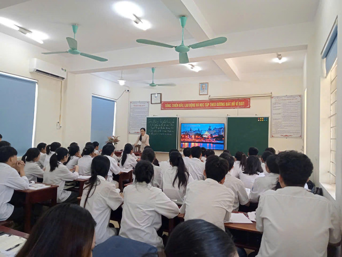 Học sinh Trường Trung học phổ thông Thanh Thuỷ. (Ảnh: Website nhà trường) z6032180530066_99011907998c0b4342fb069ed5adefd8.jpg