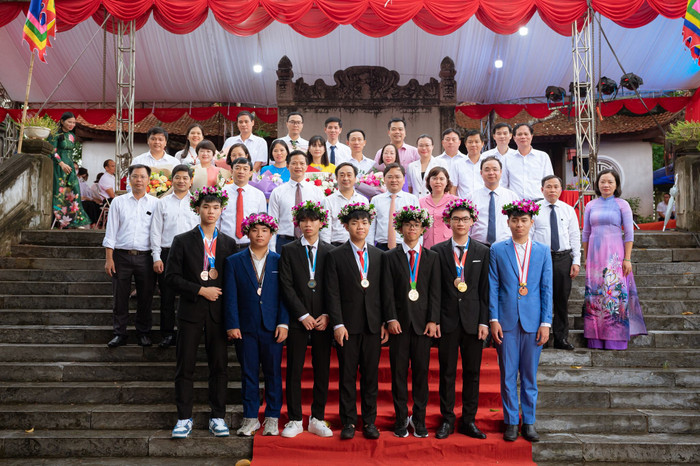 Học sinh Việt đạt thành tích cao trong các kỳ thi Olympic quốc tế góp phần nâng cao vị thế của Việt Nam. (Ảnh: Trường Trung học phổ thông Chuyên Bắc Ninh cung cấp) Học sinh Việt đạt thành tích cao trong các kỳ thi Olympic quốc tế góp phần nâng cao vị thế của Việt Nam. (Ảnh: Trường Trung học phổ thông Chuyên Bắc Ninh cung cấp)