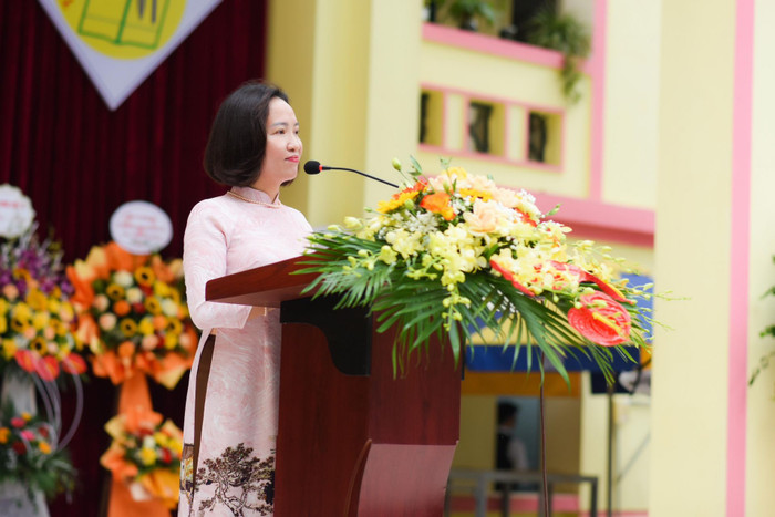 Cô Trần Thị Bích Hợp, Hiệu trưởng Trường Trung học phổ thông Đống Đa. (Ảnh: Website nhà trường)