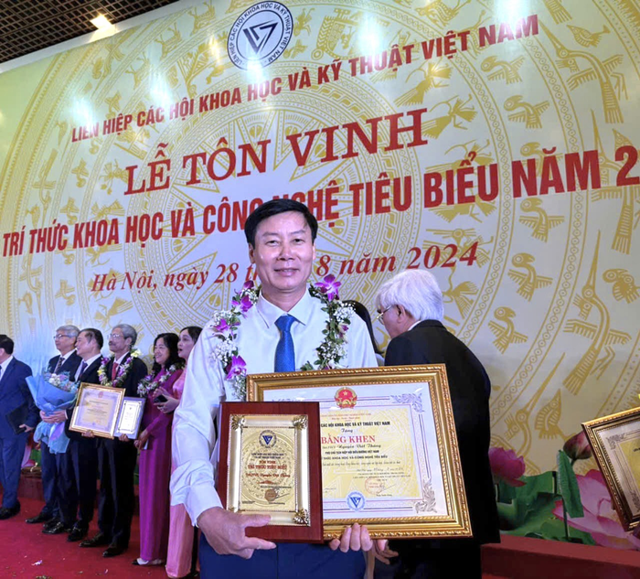 Thầy thuốc ưu tú, Thạc sĩ Nguyễn Việt Thắng là một trong 135 trí thức tiêu biểu được vinh danh trong Lễ tôn vinh trí thức Khoa học và Công nghệ tiêu biểu năm 2024. (Ảnh: NVCC) Thầy thuốc ưu tú, Thạc sĩ Nguyễn Việt Thắng là một trong 135 trí thức tiêu biểu được vinh danh trong Lễ tôn vinh trí thức Khoa học và Công nghệ tiêu biểu năm 2024. (Ảnh: NVCC)