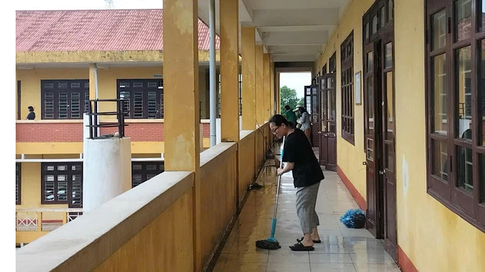 Ngay sau bão, công tác vệ sinh trường lớp được các trường nhanh chóng triển khai. (Ảnh: website Sở Giáo dục và Đào tạo tỉnh Bắc Ninh) bac-ninh-1.png