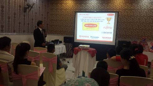 Buổi hội thảo "Định hướng học tập" của Dai-ichi Life tổ chức tại nhà hàng hôm 2/10 vừa qua (ảnh: P.L) Buổi hội thảo "Định hướng học tập" của Dai-ichi Life tổ chức tại nhà hàng hôm 2/10 vừa qua (ảnh: P.L)