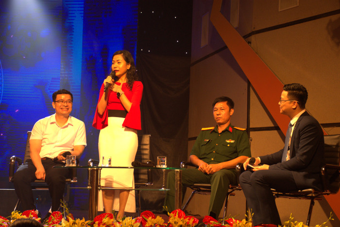 Thành công của Việt Nam trước dịch COVID-19 có công lao rất lớn của những chiến sĩ tuyến đầu (Ảnh: Đức Minh) Thành công của Việt Nam trước dịch COVID-19 có công lao rất lớn của những chiến sĩ tuyến đầu (Ảnh: Đức Minh)