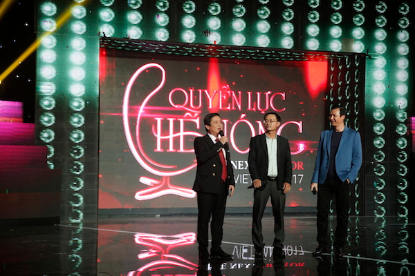 Nghệ sĩ ưu tú Chí Trung phát biểu tại buổi ghi hình chương trình. Nghệ sĩ ưu tú Chí Trung phát biểu tại buổi ghi hình chương trình.