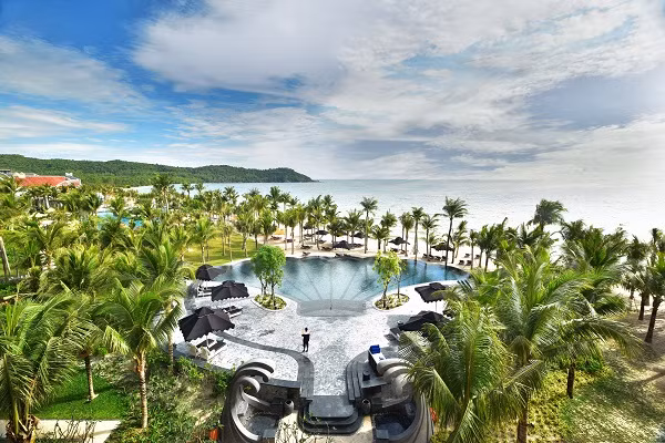 Khu nghỉ dưỡng 5 sao ++ JW Marriott Phu Quoc Emerald Bay được chọn là nơi diễn ra Lễ trao giải thưởng danh giá nhất của ngành công nghiệp du lịch và spa toàn cầu: World Travel Awards Final Ceremony 2017 và World Spa Awards 2017.