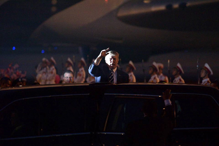 Vào 20h tối nay 11/11, Chủ tịch nước Trần Đại Quang sẽ chủ trì Tiệc chiêu đãi Nhà nước chào mừng Tổng thống Mỹ Donald Trump thăm cấp Nhà nước tới Việt Nam.