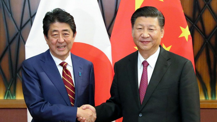 Thủ tướng Nhật Bản Shinzo Abe và Chủ tịch Trung Quốc Tập Cận Bình (Ảnh: Reuters) Thủ tướng Nhật Bản Shinzo Abe và Chủ tịch Trung Quốc Tập Cận Bình (Ảnh: Reuters)