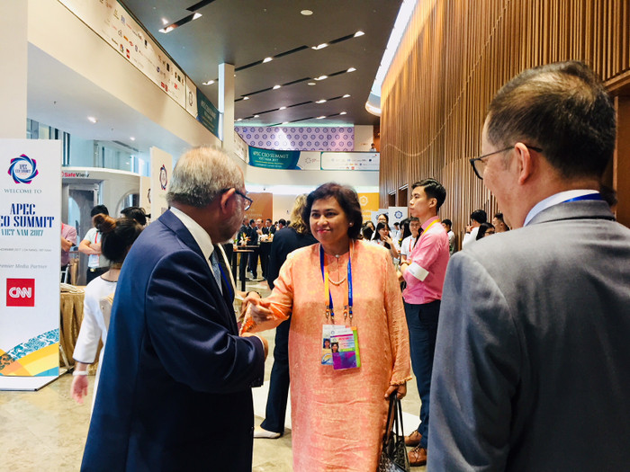 Các đại biểu tham dự CEO Summit gặp gỡ trước giờ khai mạc. Ảnh: VGP/Anh Minh Các đại biểu tham dự CEO Summit gặp gỡ trước giờ khai mạc. Ảnh: VGP/Anh Minh