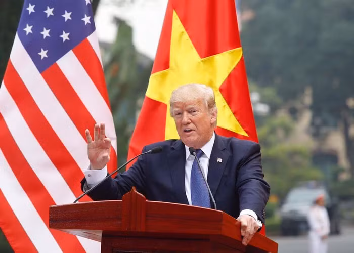 Tổng thống Donald Trump phát biểu tại buổi họp báo. Ảnh: VGP/Nhật Bắc