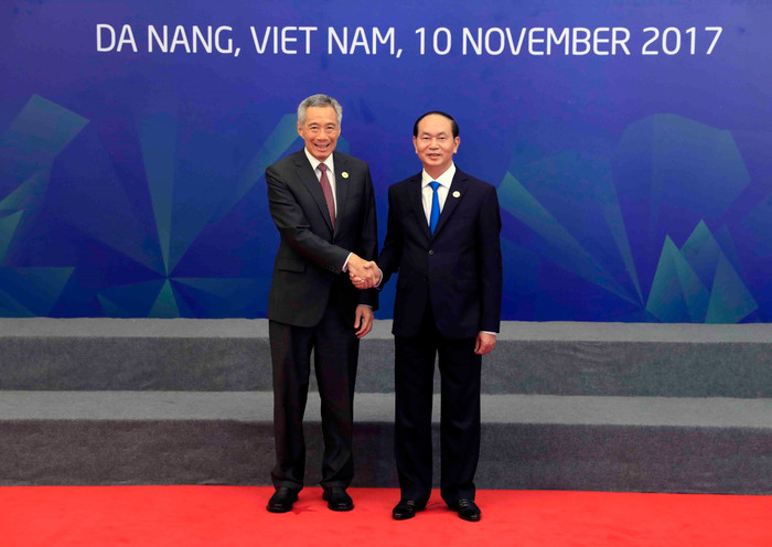 Chủ tịch nước Trần Đại Quang và Thủ tướng Singapore Lý Hiển Long. Chủ tịch nước Trần Đại Quang và Thủ tướng Singapore Lý Hiển Long.