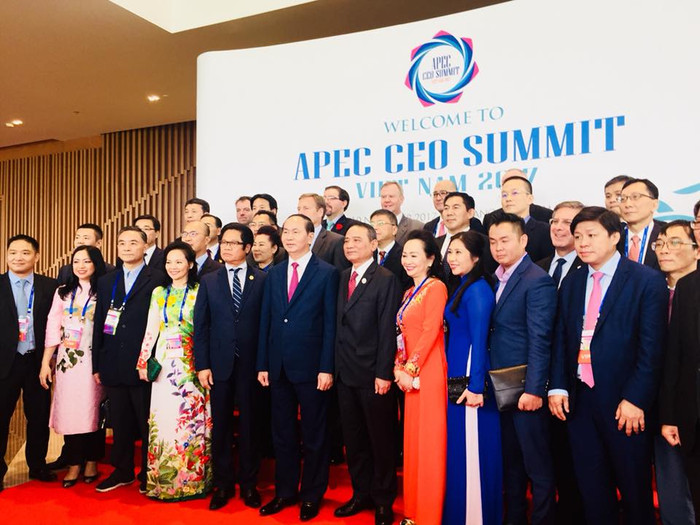 Chủ tịch nước Trần Đại Quang cùng các đại biểu tham dự APEC CEO Summit. Ảnh: VGP/Anh Minh Chủ tịch nước Trần Đại Quang cùng các đại biểu tham dự APEC CEO Summit. Ảnh: VGP/Anh Minh