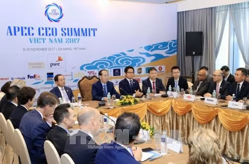 Chủ tịch nước Trần Đại Quang tiếp đoàn Liên minh Doanh nghiệp Hoa Kỳ, trong khuôn khổ các hoạt động của Tuần lễ Cấp cao APEC 2017. Ảnh: TTXVN