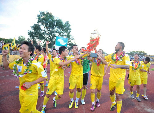 Với chức vô địch V-League 2011 đã giúp SLNA lọt vào top 400 CLB hay nhất thế giới Với chức vô địch V-League 2011 đã giúp SLNA lọt vào top 400 CLB hay nhất thế giới