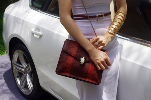 Cận cảnh chiếc đồng hồ giá trị. Cận cảnh chiếc đồng hồ giá trị.