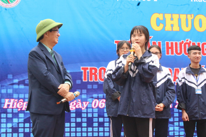Học sinh nhận được sự giải đáp về ý tưởng khởi nghiệp trong thời đại công nghiệp 4.0. Ảnh: Trung Dũng. Học sinh nhận được sự giải đáp về ý tưởng khởi nghiệp trong thời đại công nghiệp 4.0. Ảnh: Trung Dũng.