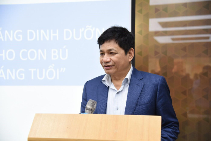 Giáo sư, Tiến sĩ, Thầy thuốc Nhân dân Lê Danh Tuyên – Viện trưởng Viện Dinh dưỡng Quốc gia khẳng định việc cân bằng dinh dưỡng cho phụ nữ mang thai, bà mẹ cho con bú và trẻ em từ 7 tháng đến dưới 60 tháng tuổi là vô cùng quan trọng.