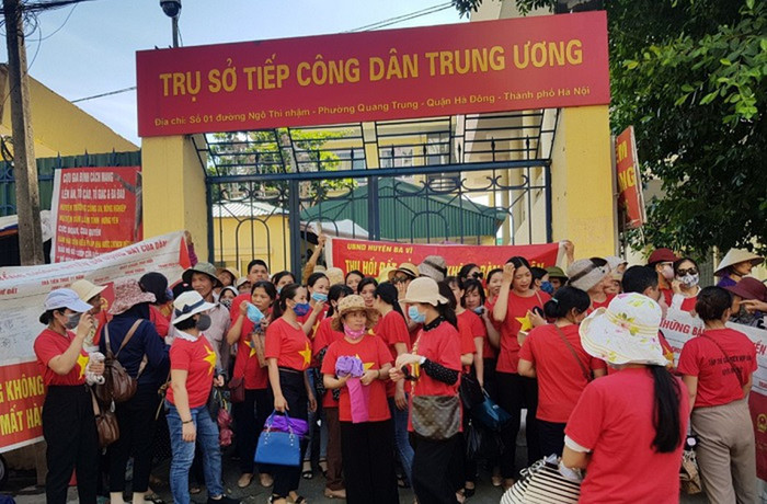 Nhiều giáo viên hợp đồng chưa thi đã biết mình bị trượt (Ảnh:V.N)