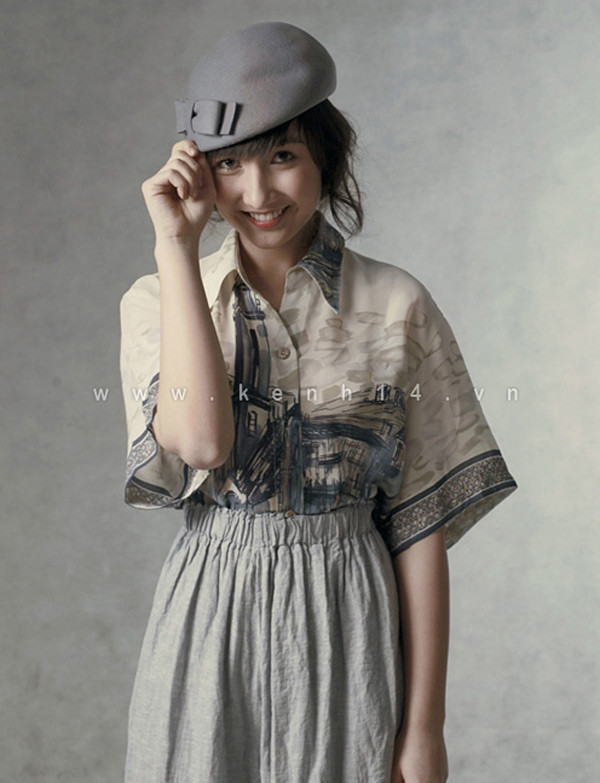 Anna Trương sinh năm 1994, là con gái của nhạc sĩ Anh Quân và người vợ trước. Cô bé mang hai dòng máu Việt – Đức này vẫn thường xuất hiện với mẹ Mỹ Linh trong nhiều sự kiện nghệ thuật. Anna Trương sinh năm 1994, là con gái của nhạc sĩ Anh Quân và người vợ trước. Cô bé mang hai dòng máu Việt – Đức này vẫn thường xuất hiện với mẹ Mỹ Linh trong nhiều sự kiện nghệ thuật.