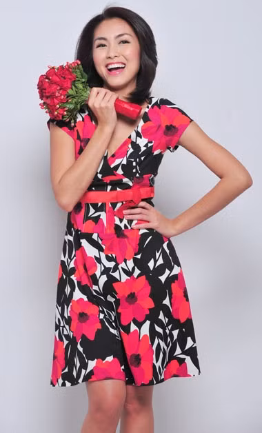 Nụ cười Hà Tăng có thể xem là nụ cười đẹp bậc nhất showbiz Việt.