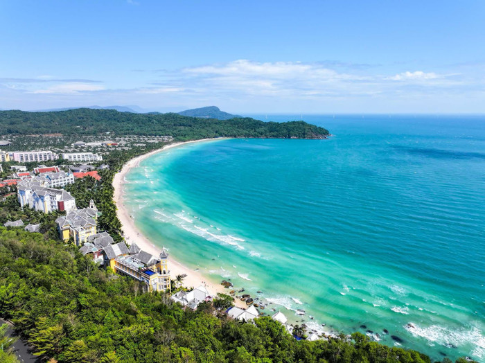 Vẻ đẹp của Phú Quốc, như Bãi Kem - một trong những bãi biển đẹp nhất hành tinh, làm say lòng mọi du khách. Vẻ đẹp của Phú Quốc, như Bãi Kem - một trong những bãi biển đẹp nhất hành tinh, làm say lòng mọi du khách.